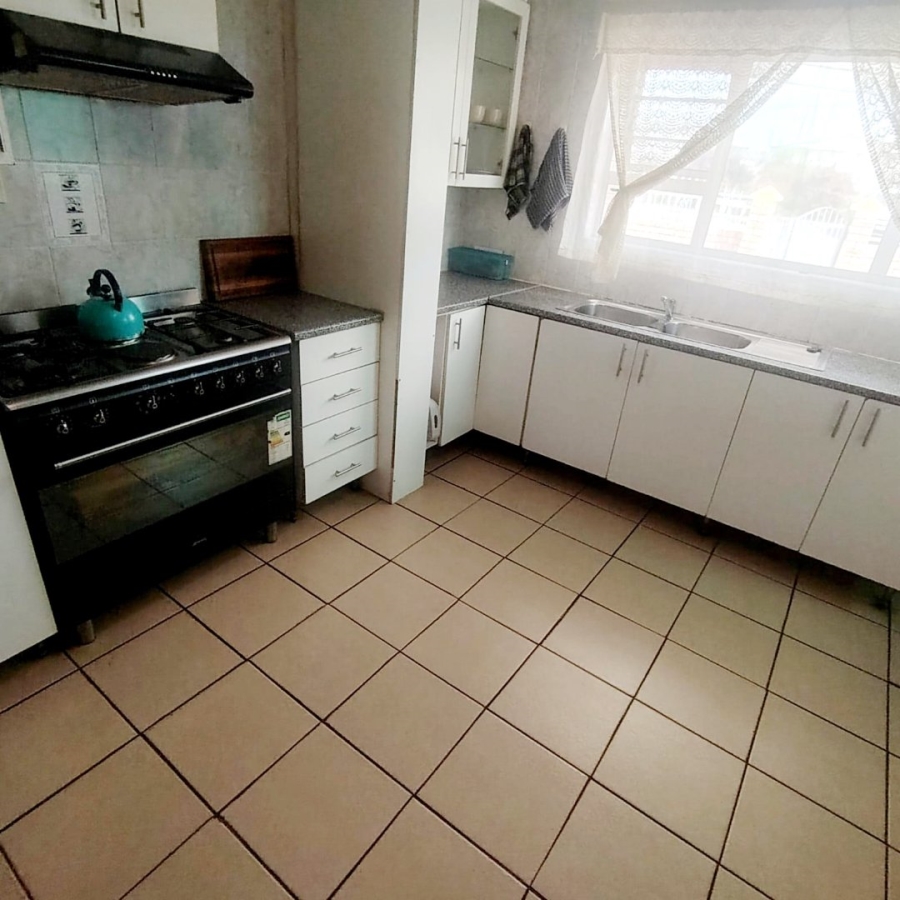 5 Bedroom Property for Sale in Buffalo Flats Eastern Cape